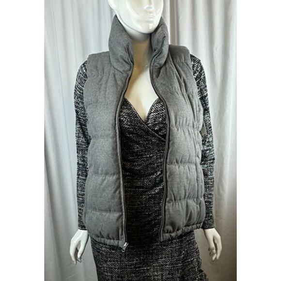 Old Navy Canvas Puffer Vest Gray M gorpcore cold weather 64-05, NWT - Picture 10 of 16